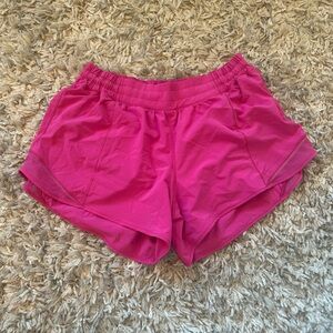 Lululemon Hotty Hot High-Rise Lined Short 2.5"